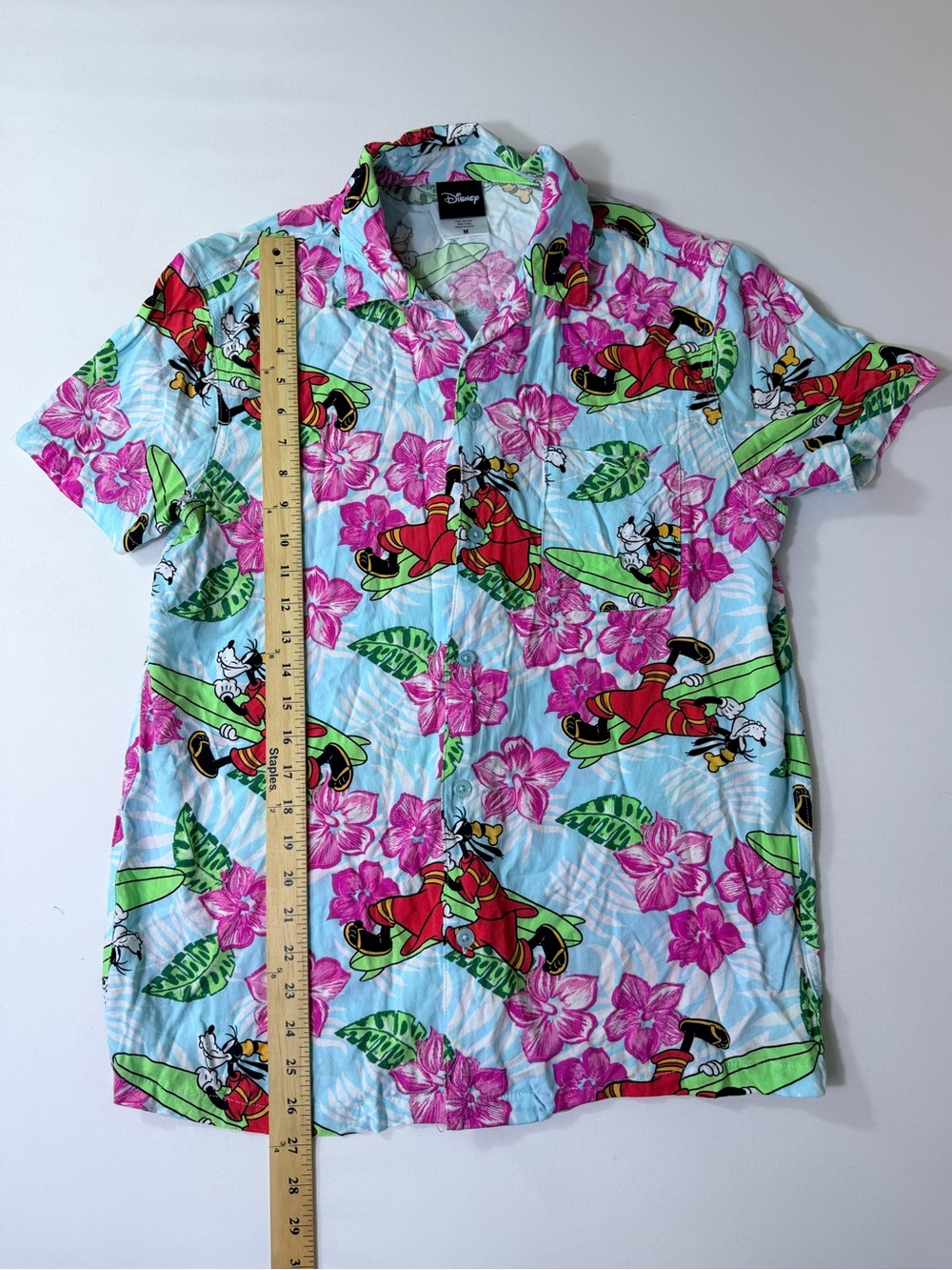 Disney Men’s Light Blue Hawaiian Shirt with Pink Floral & Red Goofy Print Medium - Picture 3 of 6